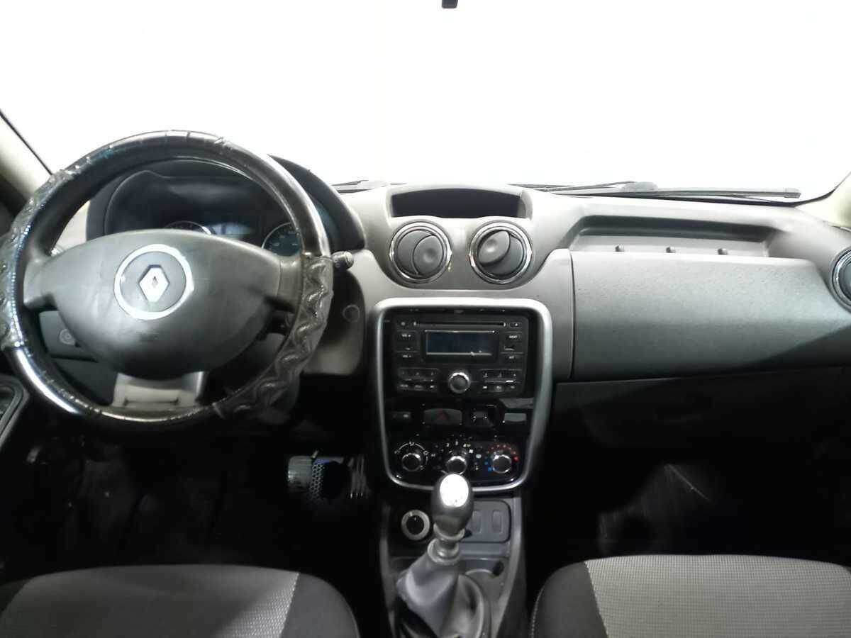 Renault Duster б/у, 2013, Механическая. Фото: #8
