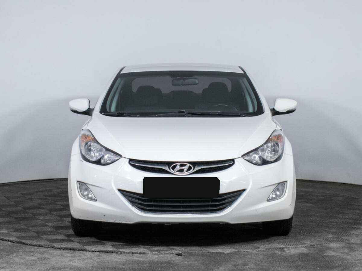 Hyundai Elantra б/у, 2013, Автоматическая. Фото: #1
