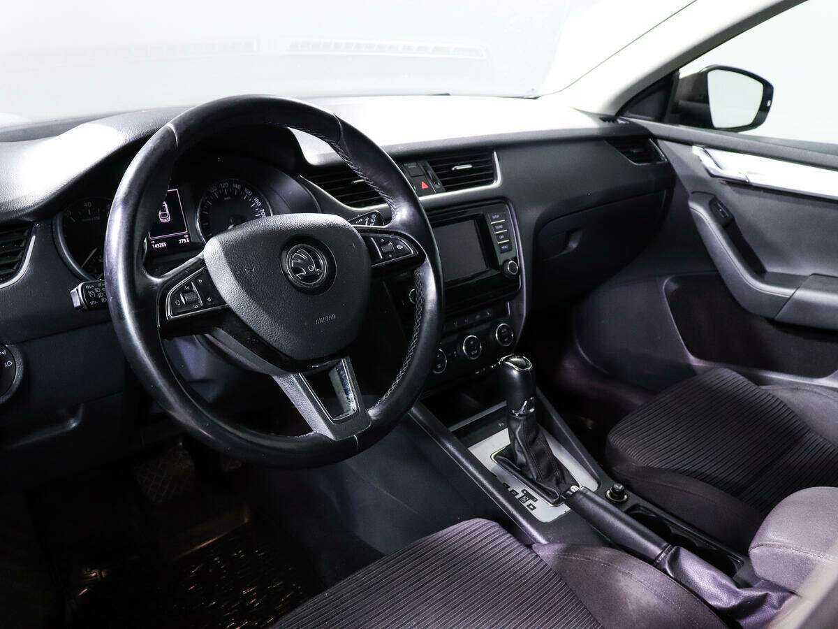 Skoda Octavia б/у, 2013, Роботизированная. Фото: #11