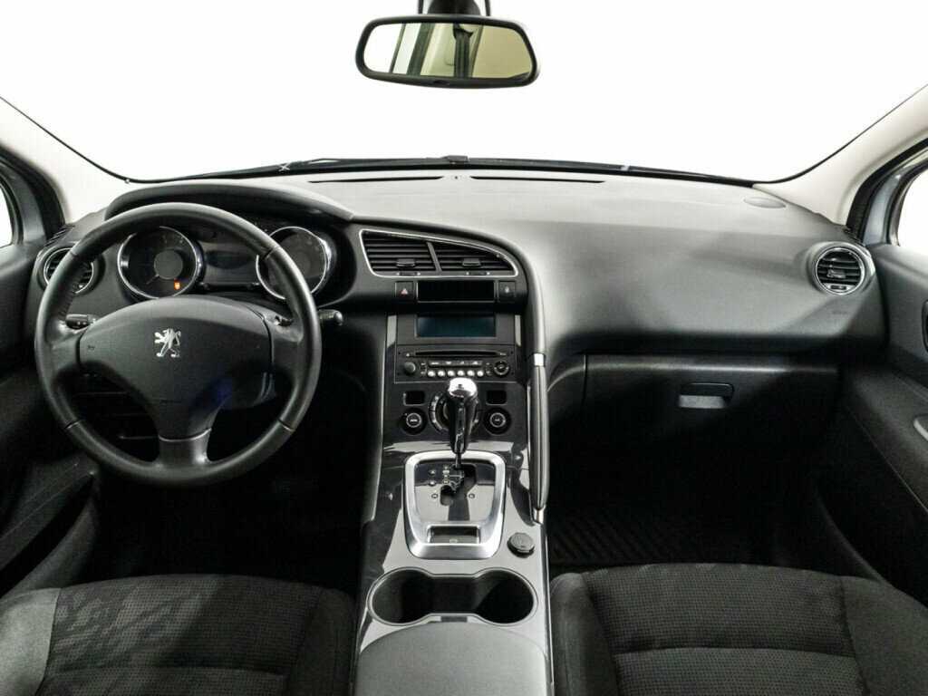 Peugeot 3008 б/у, 2012, Автоматическая. Фото: #12
