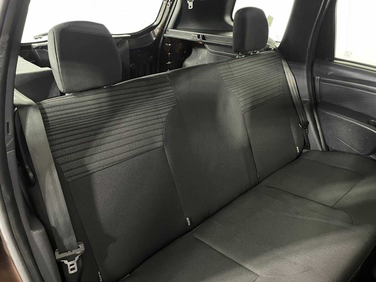 Renault Duster б/у, 2016, Механическая. Фото: #13