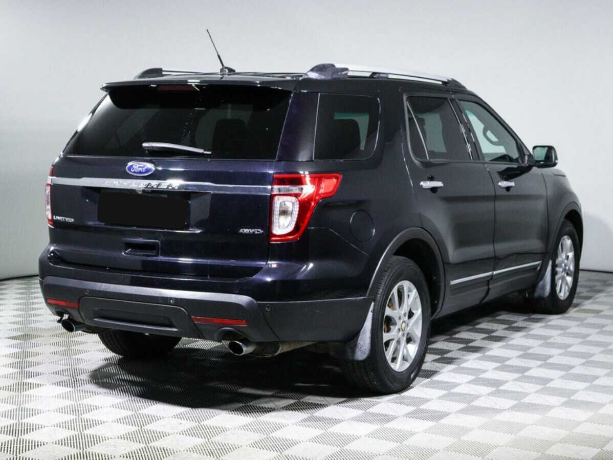 Ford Explorer б/у, 2013, Автоматическая. Фото: #2