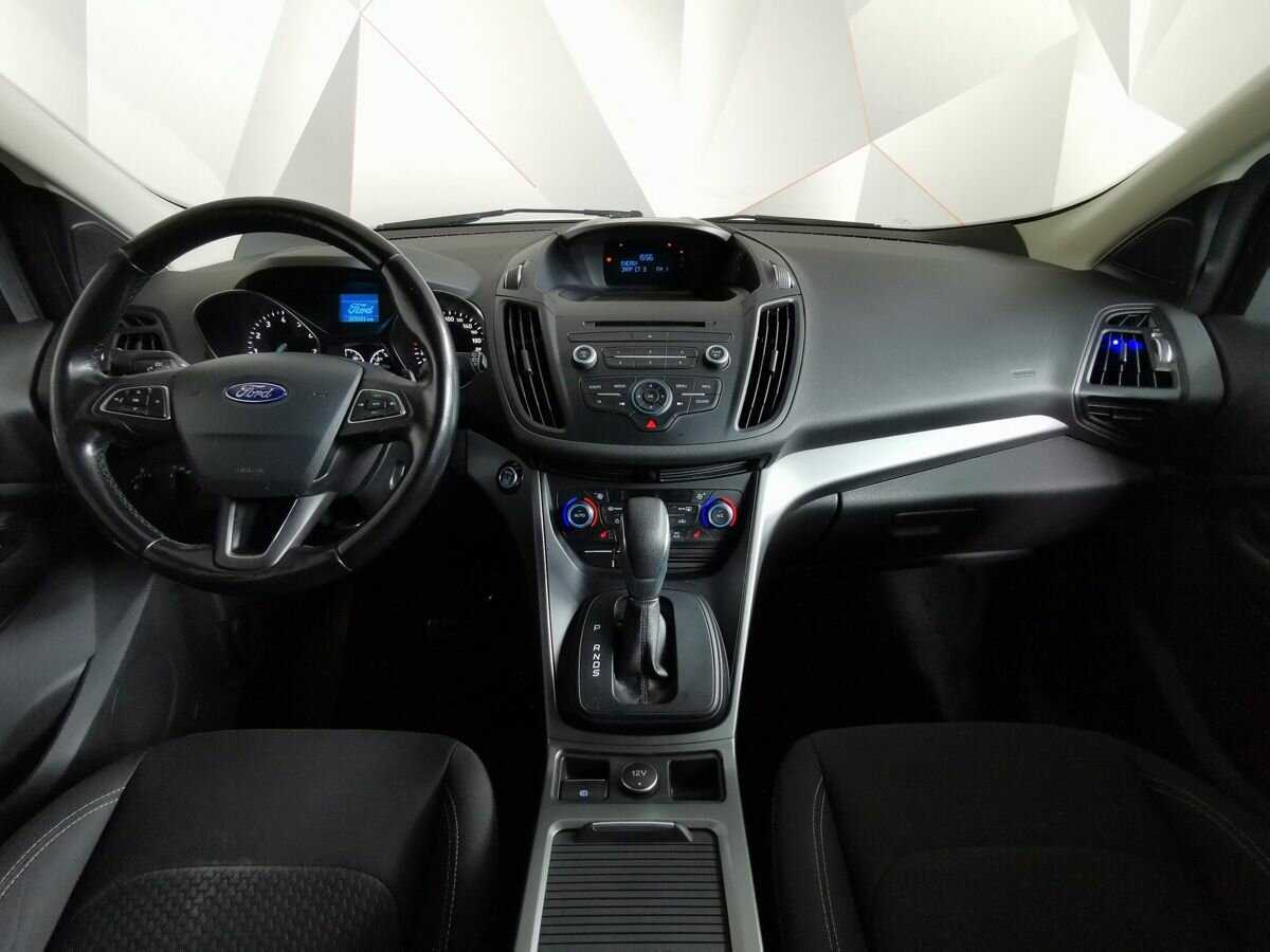 Ford Kuga б/у, 2017, Автоматическая. Фото: #9