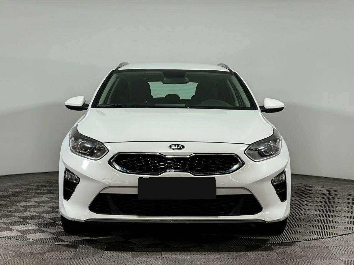 Kia Ceed б/у, 2021, Автоматическая. Фото: #1
