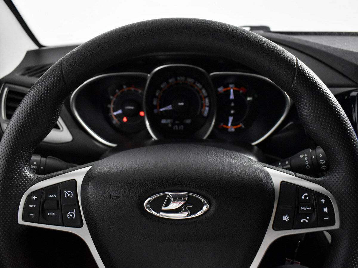 Lada (ВАЗ) Vesta б/у, 2018, Механическая. Фото: #15