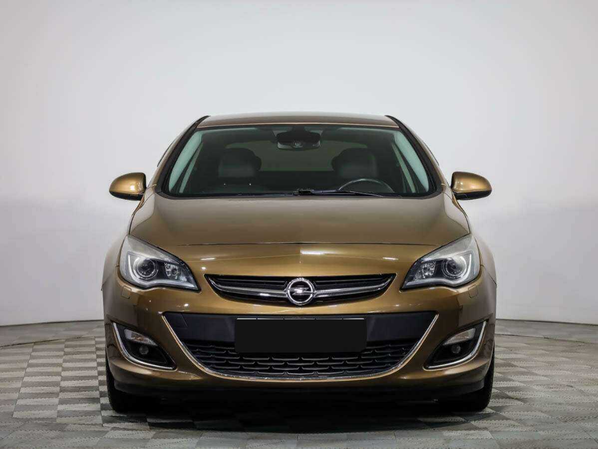Opel Astra б/у, 2015, Автоматическая. Фото: #0