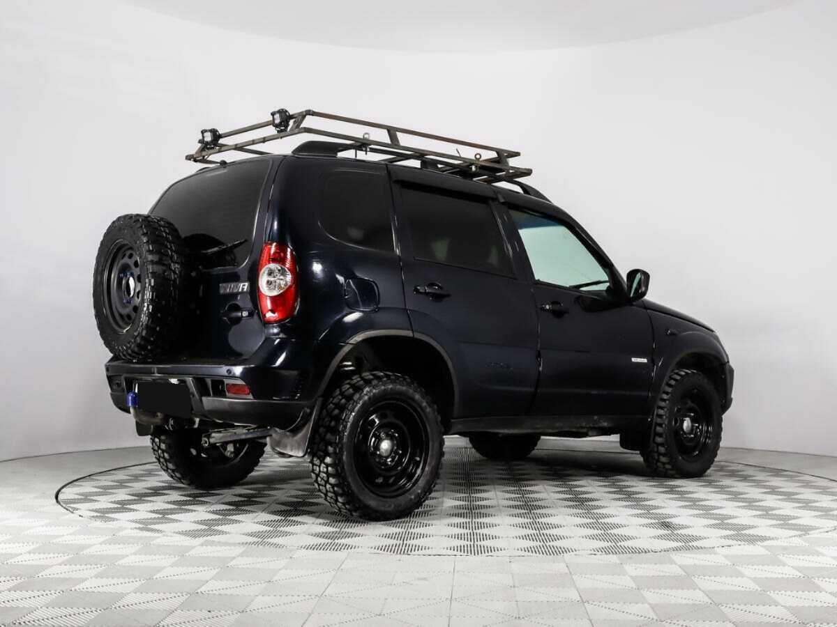 Chevrolet Niva б/у, 2016, Механическая. Фото: #4