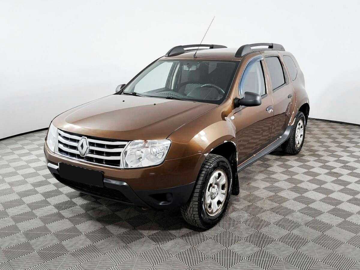 Renault Duster б/у, 2012, Механическая. Фото: #0