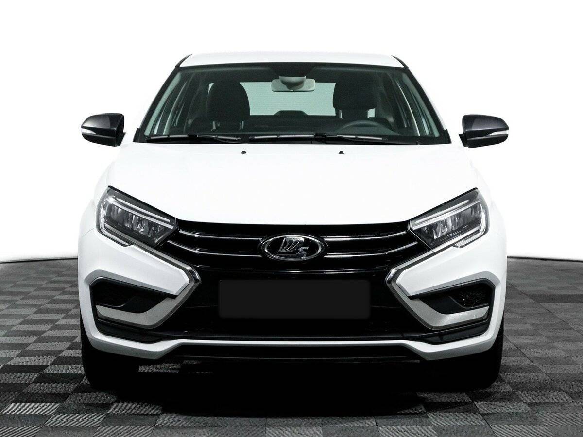 Lada (ВАЗ) Vesta б/у, 2023, Механическая. Фото: #1