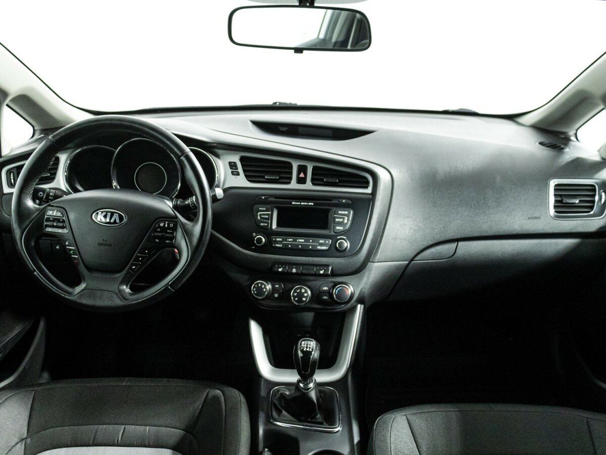 Kia Ceed б/у, 2013, Механическая. Фото: #12
