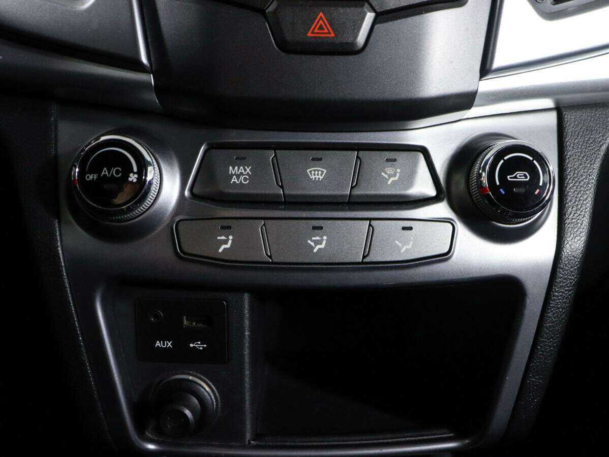 SsangYong Actyon б/у, 2013, Автоматическая. Фото: #16