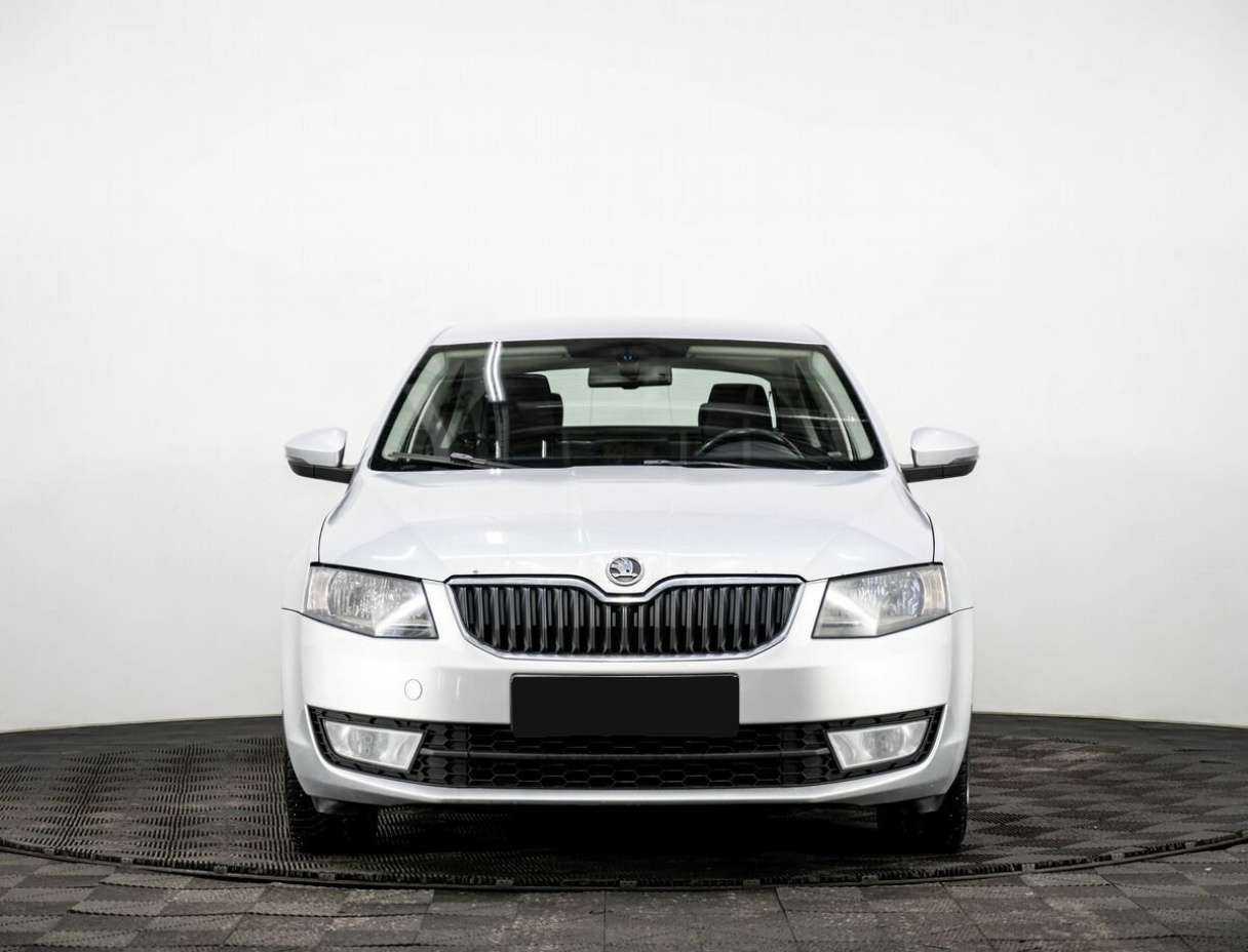 Skoda Octavia б/у, 2013, Роботизированная. Фото: #1