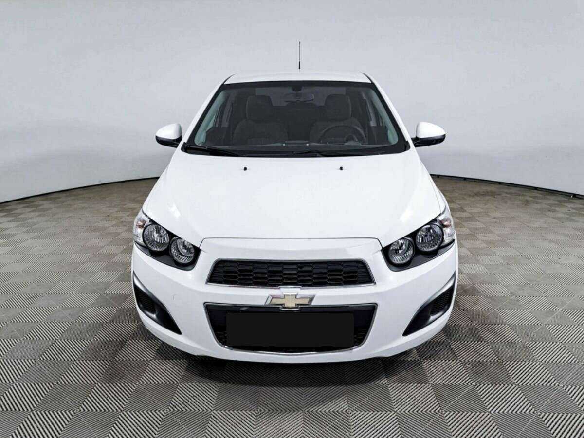 Chevrolet Aveo б/у, 2013, Автоматическая. Фото: #1