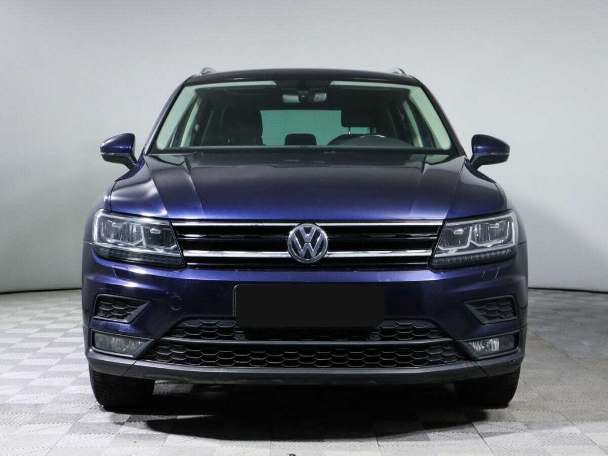 Volkswagen Tiguan б/у, 2017, Роботизированная. Фото: #1