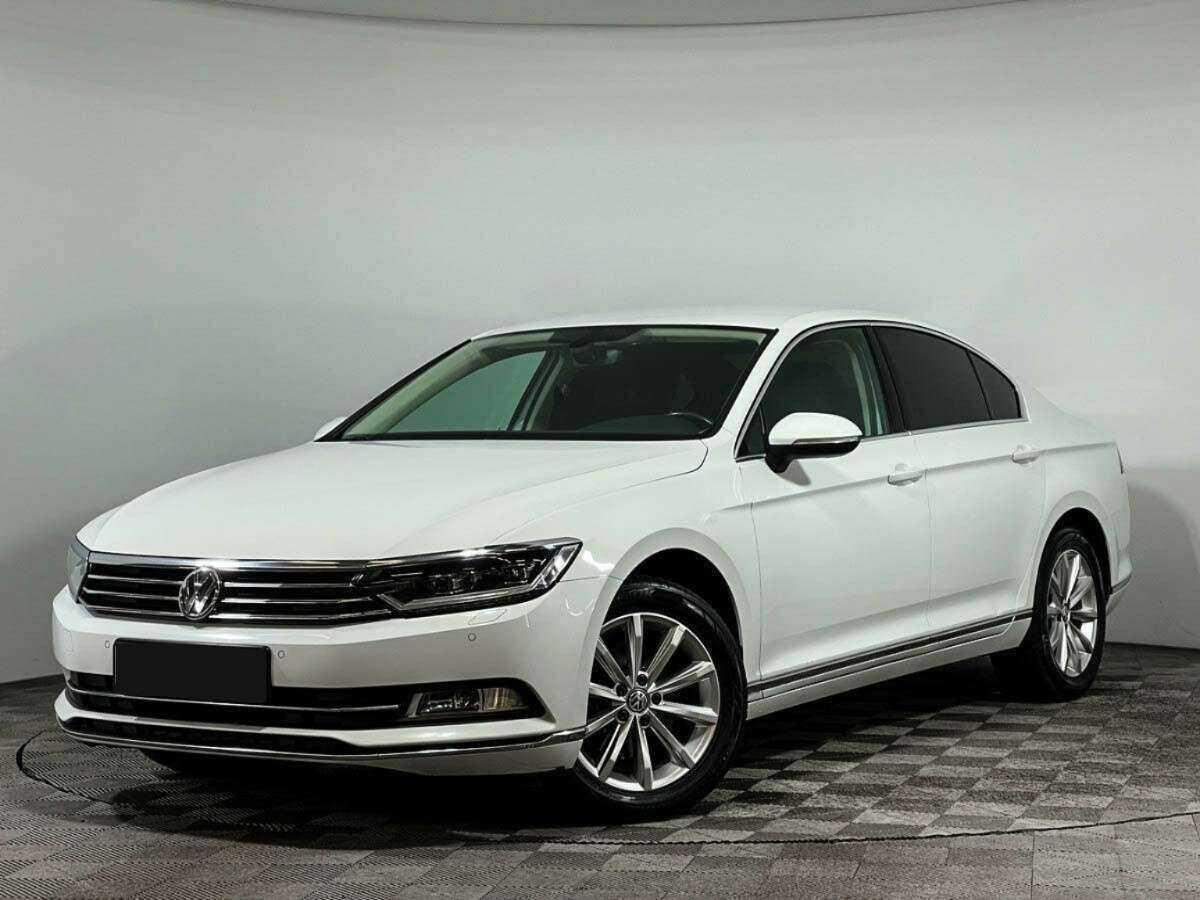 Volkswagen Passat б/у, 2017, Роботизированная. Фото: #0