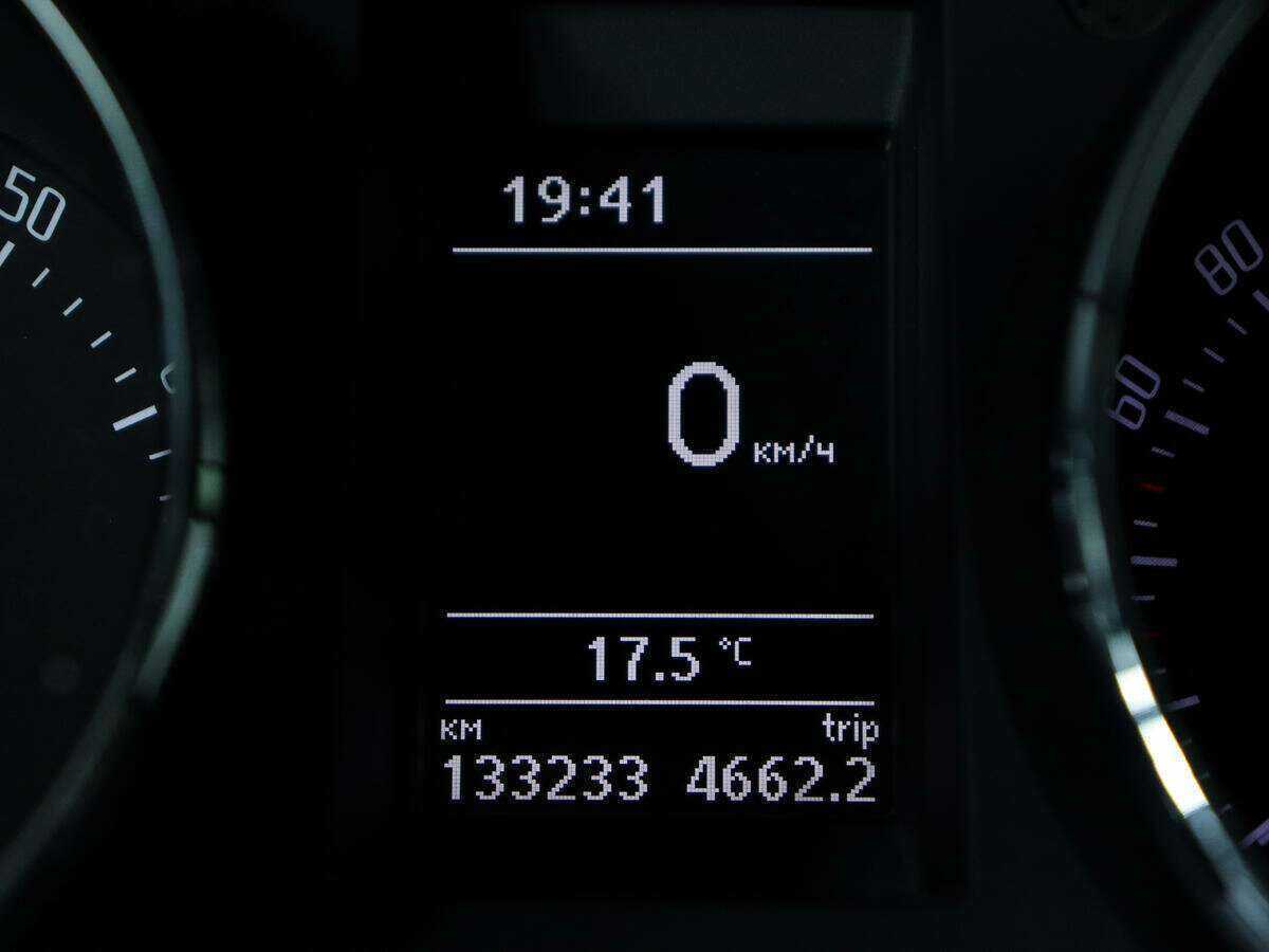 Skoda Yeti б/у, 2012, Механическая. Фото: #9
