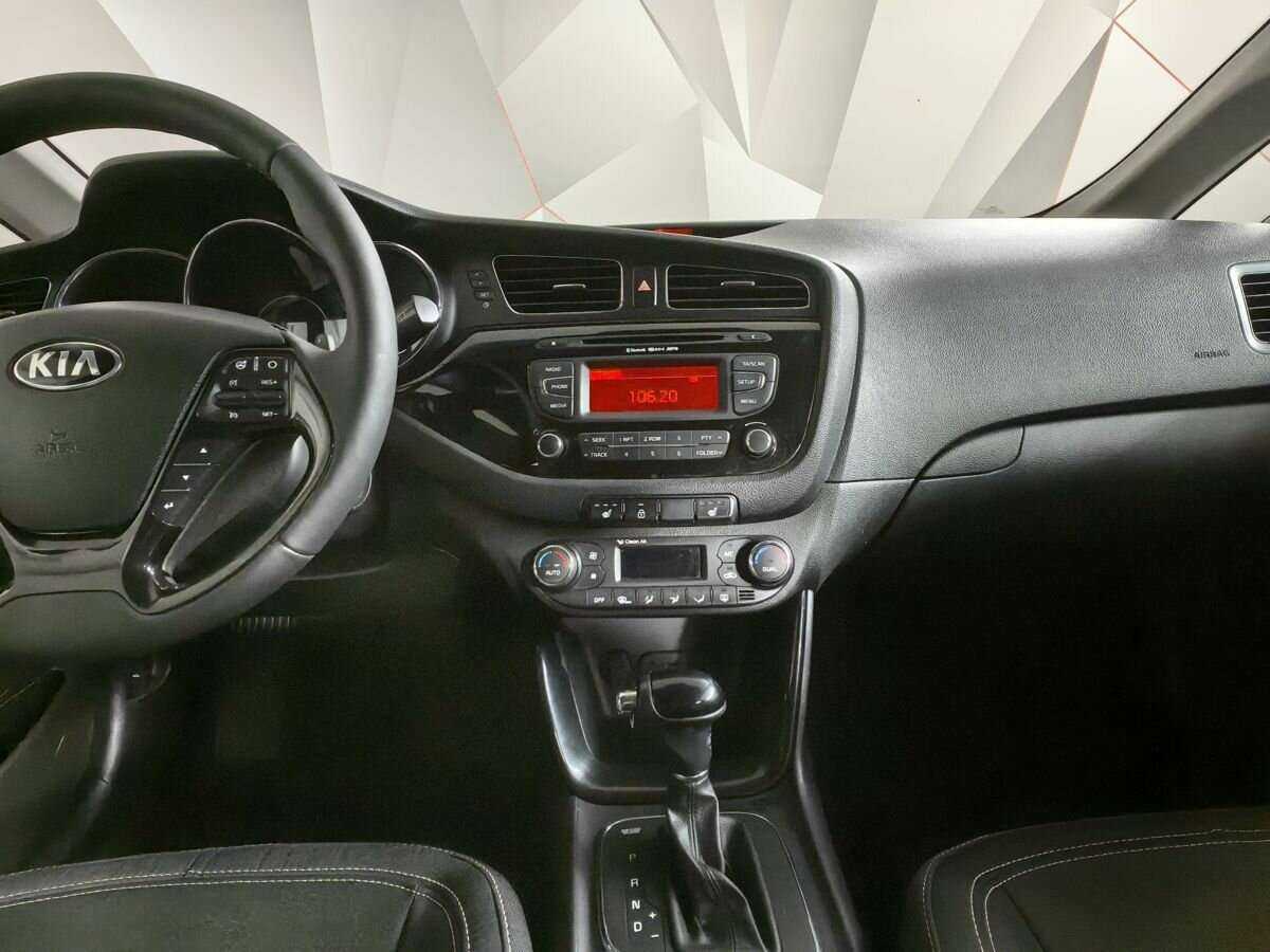 Kia Ceed б/у, 2015, Автоматическая. Фото: #9
