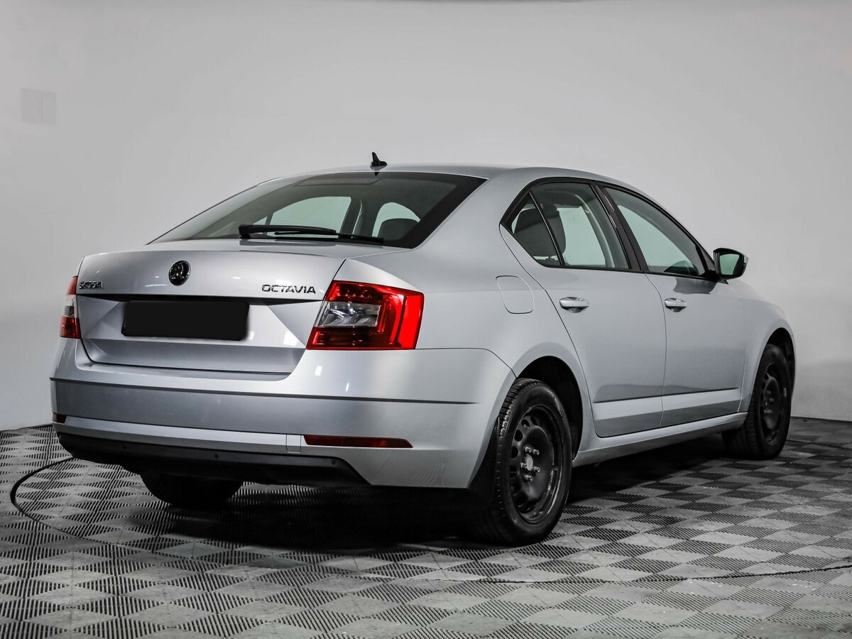 Skoda Octavia б/у, 2020, Роботизированная. Фото: #4