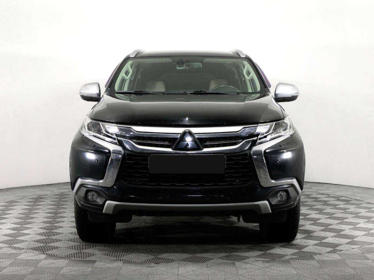 Mitsubishi Pajero Sport б/у, 2017, Автоматическая. Фото: #1