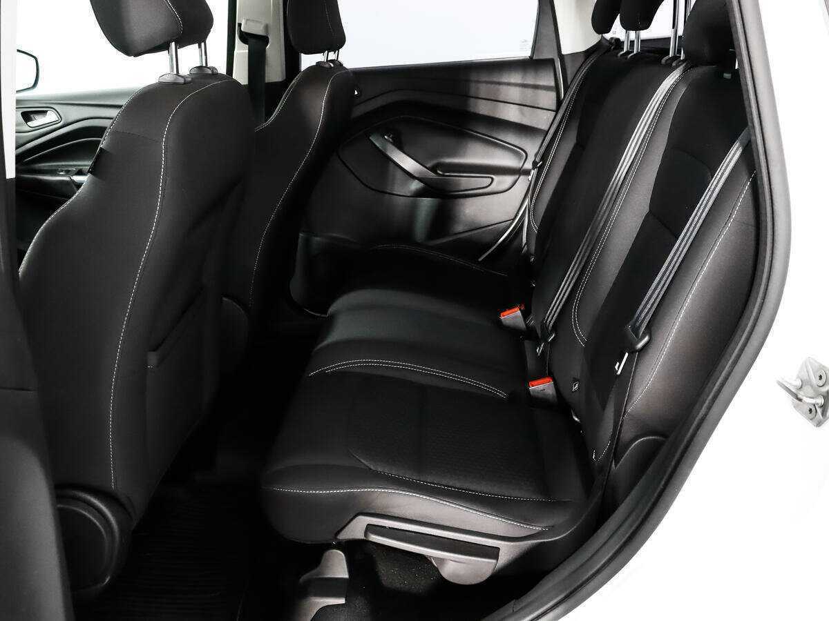 Ford Kuga б/у, 2017, Автоматическая. Фото: #6