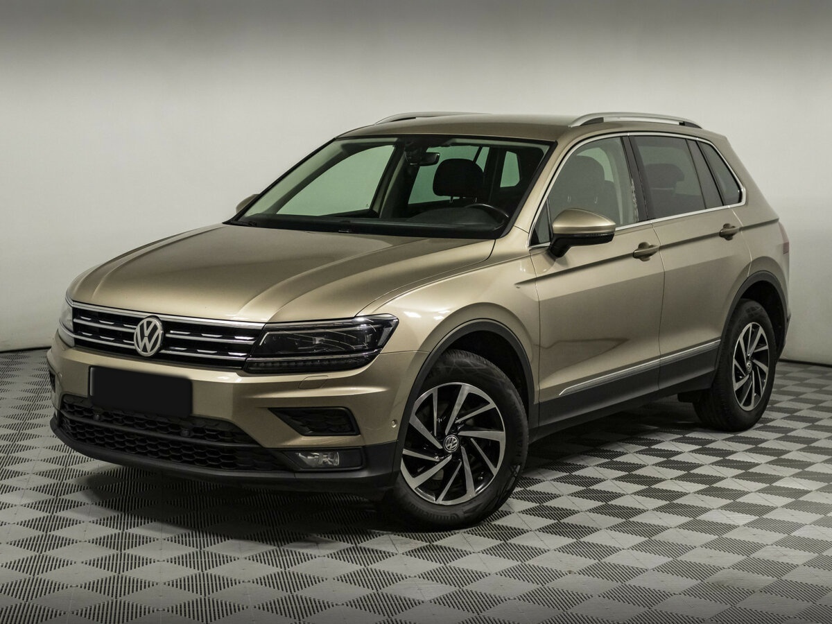 Volkswagen Tiguan б/у, 2018, Роботизированная. Посмотреть фото