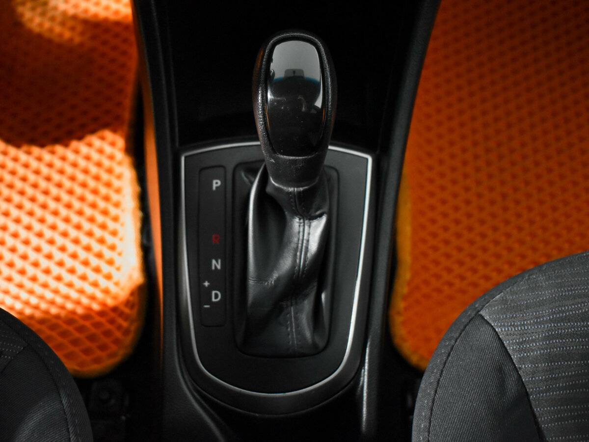 Hyundai Solaris б/у, 2016, Автоматическая. Фото: #9