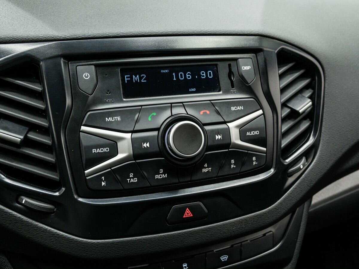 Lada (ВАЗ) Vesta б/у, 2019, Механическая. Фото: #19