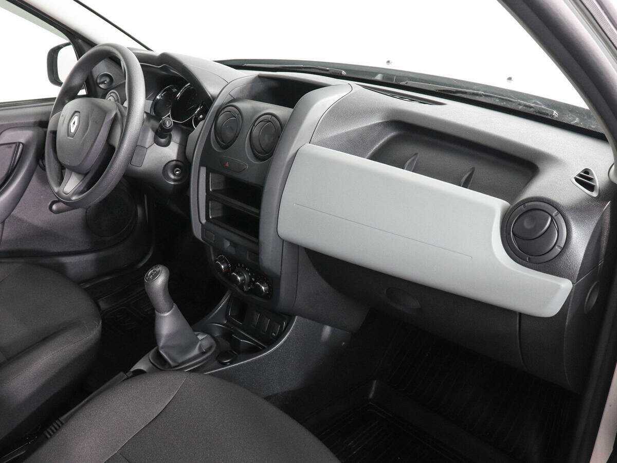 Renault Duster б/у, 2017, Механическая. Фото: #9