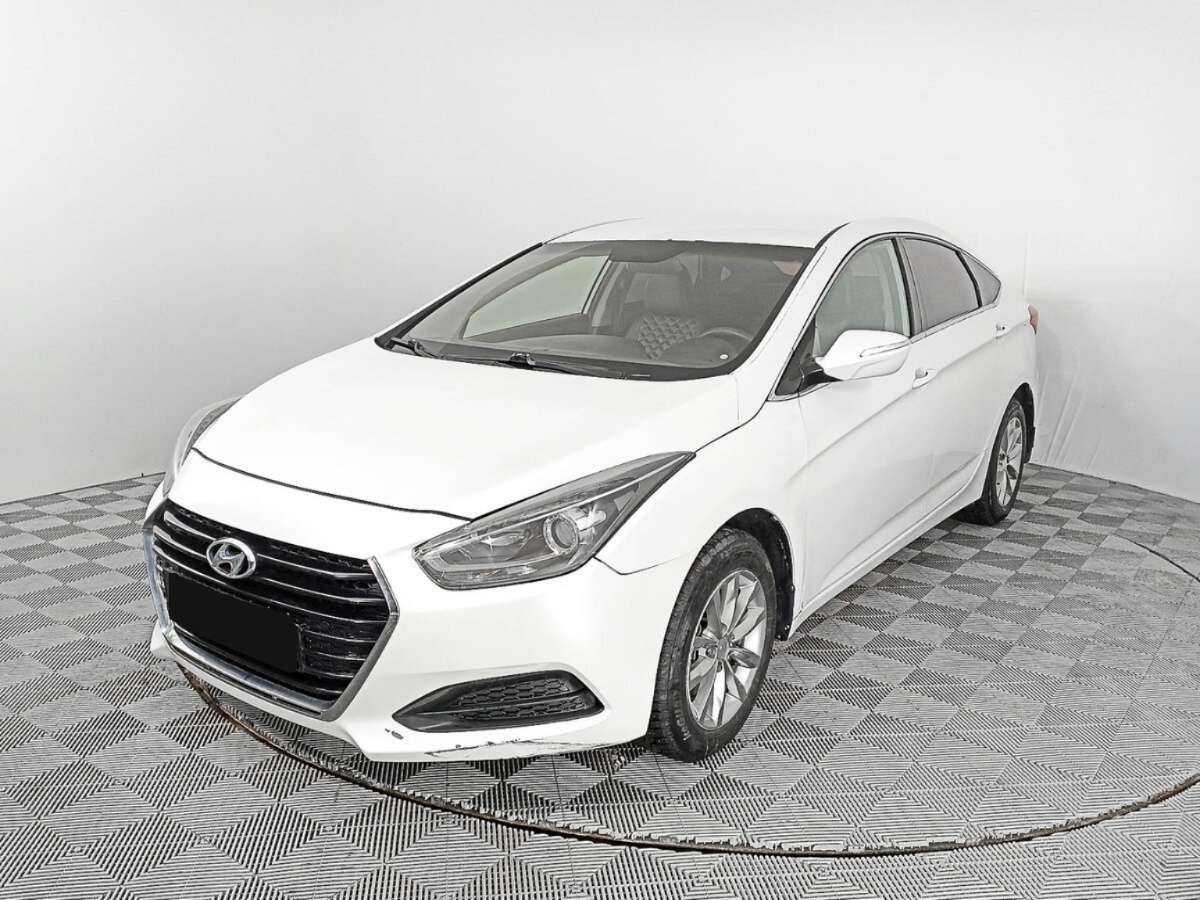 Hyundai i40 б/у, 2015, Механическая. Фото: #0
