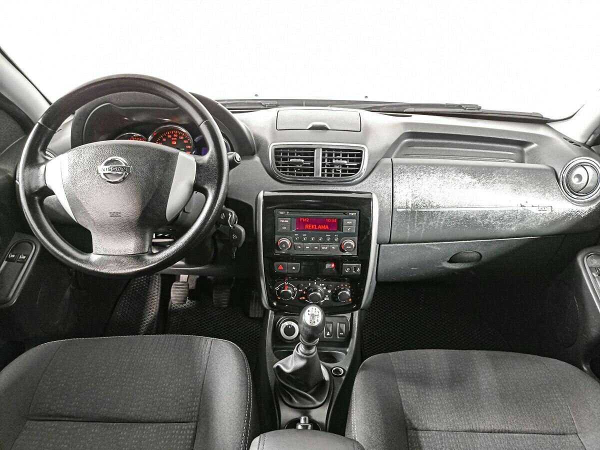 Nissan Terrano б/у, 2017, Механическая. Фото: #11