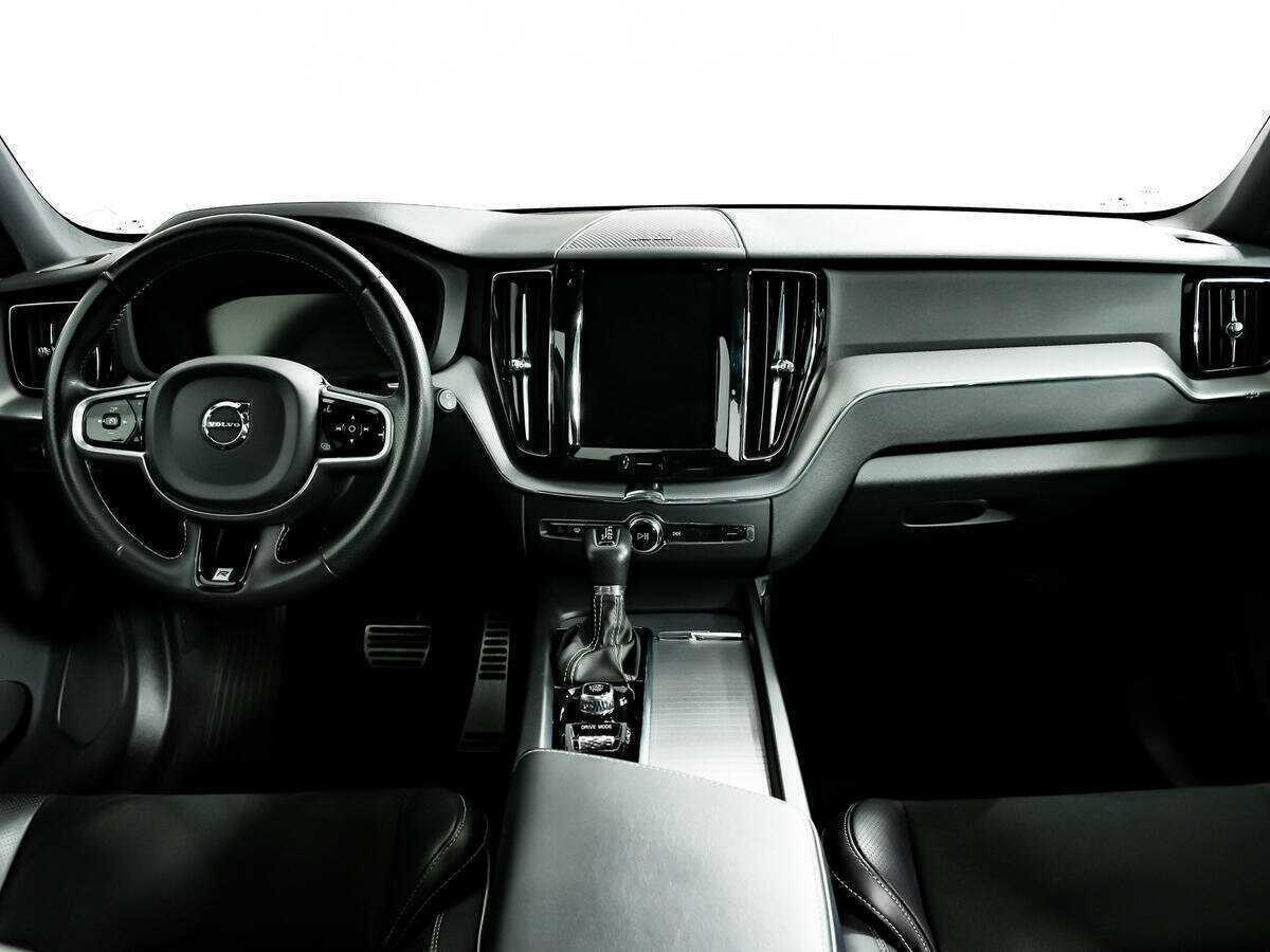 Volvo XC60 б/у, 2019, Автоматическая. Фото: #10