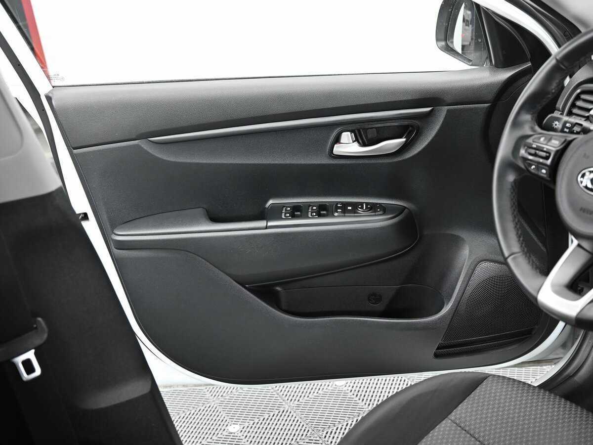 Kia Rio б/у, 2020, Автоматическая. Фото: #5