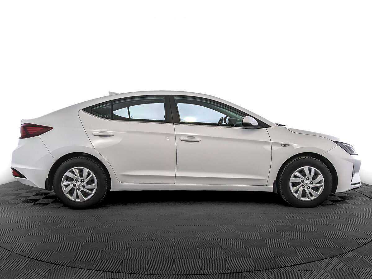 Hyundai Elantra б/у, 2020, Автоматическая. Фото: #3