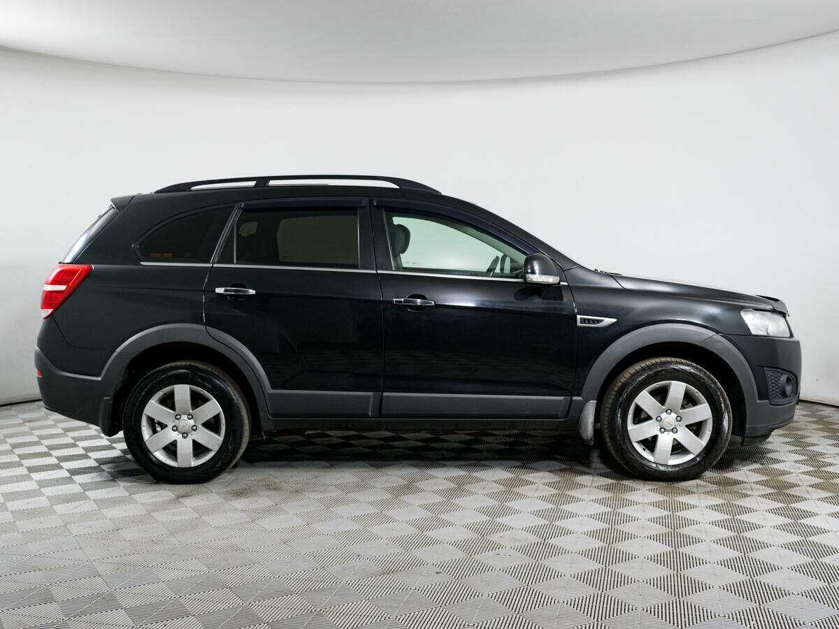 Chevrolet Captiva б/у, 2014, Автоматическая. Фото: #2