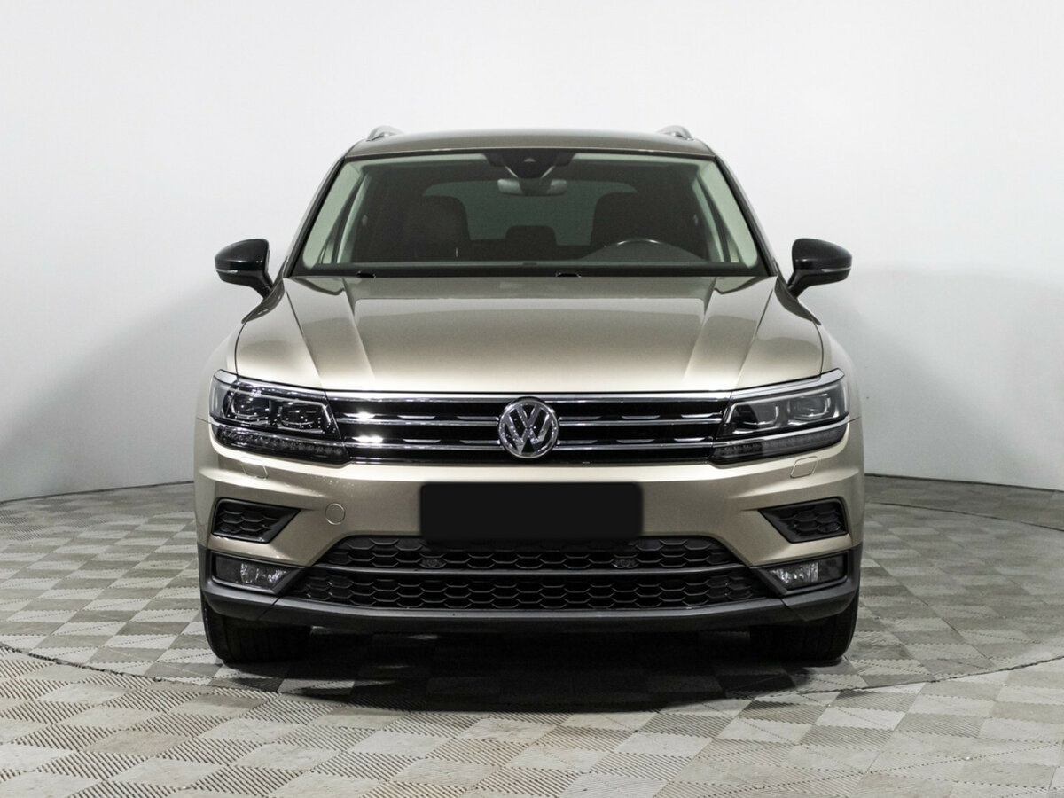Volkswagen Tiguan б/у, 2019, Роботизированная. Фото: #2