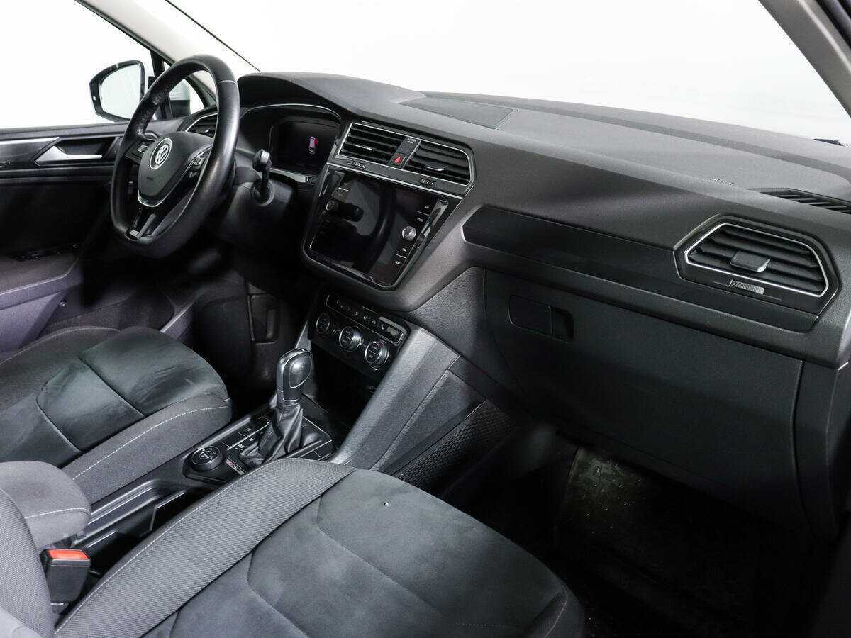 Volkswagen Tiguan б/у, 2018, Роботизированная. Фото: #8