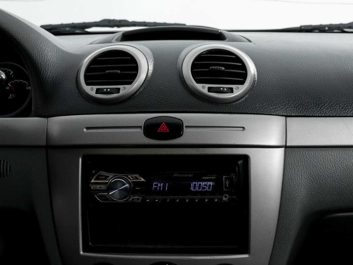 Chevrolet Lacetti б/у, 2012, Механическая. Фото: #12