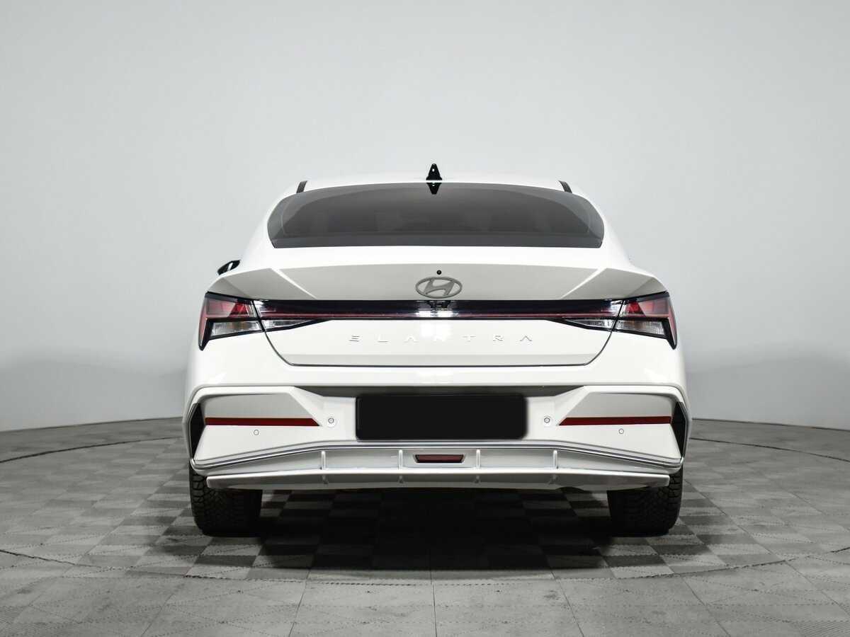 Hyundai Elantra б/у, 2023, Вариатор. Фото: #5