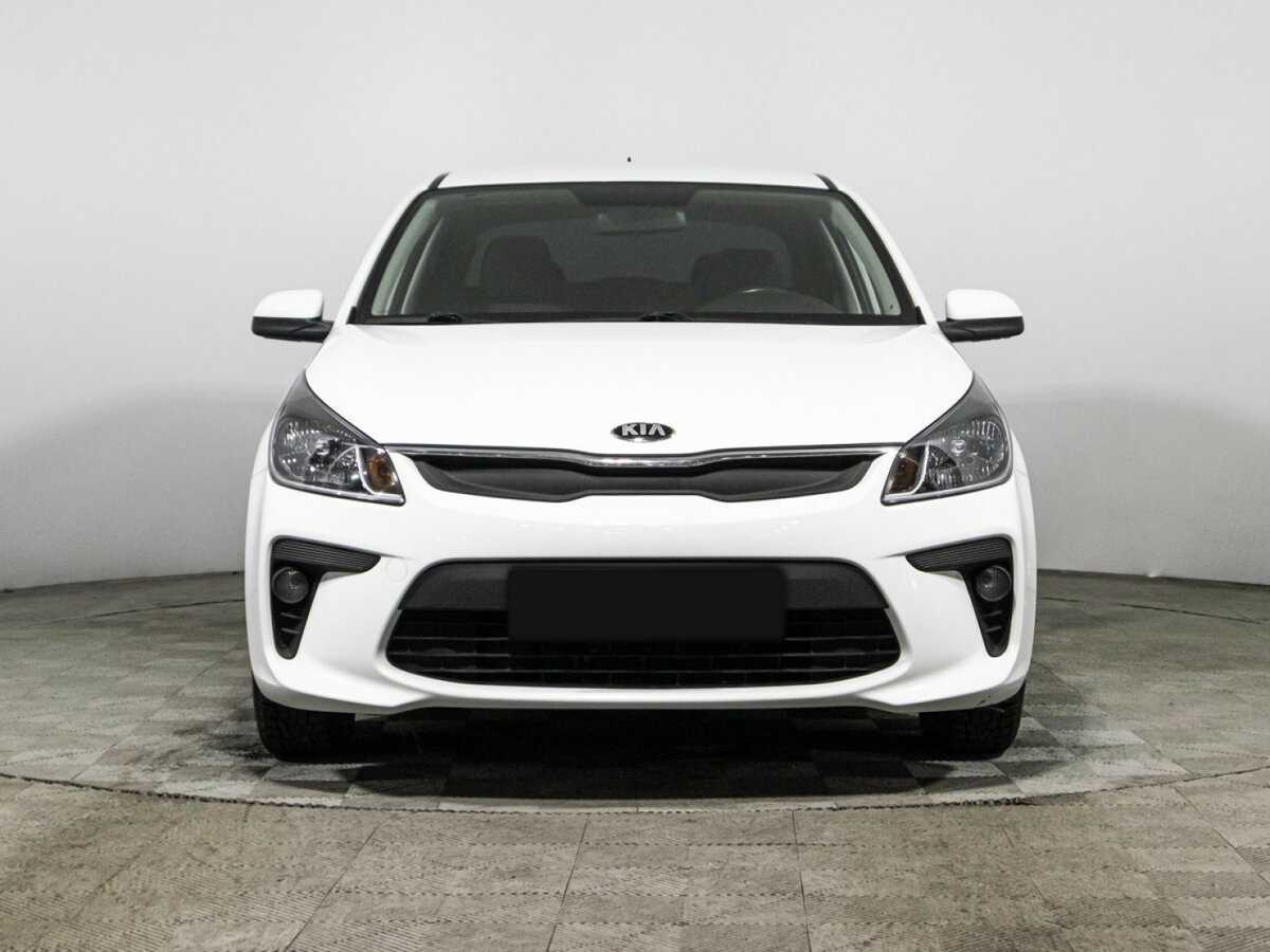 Kia Rio б/у, 2017, Автоматическая. Фото: #1