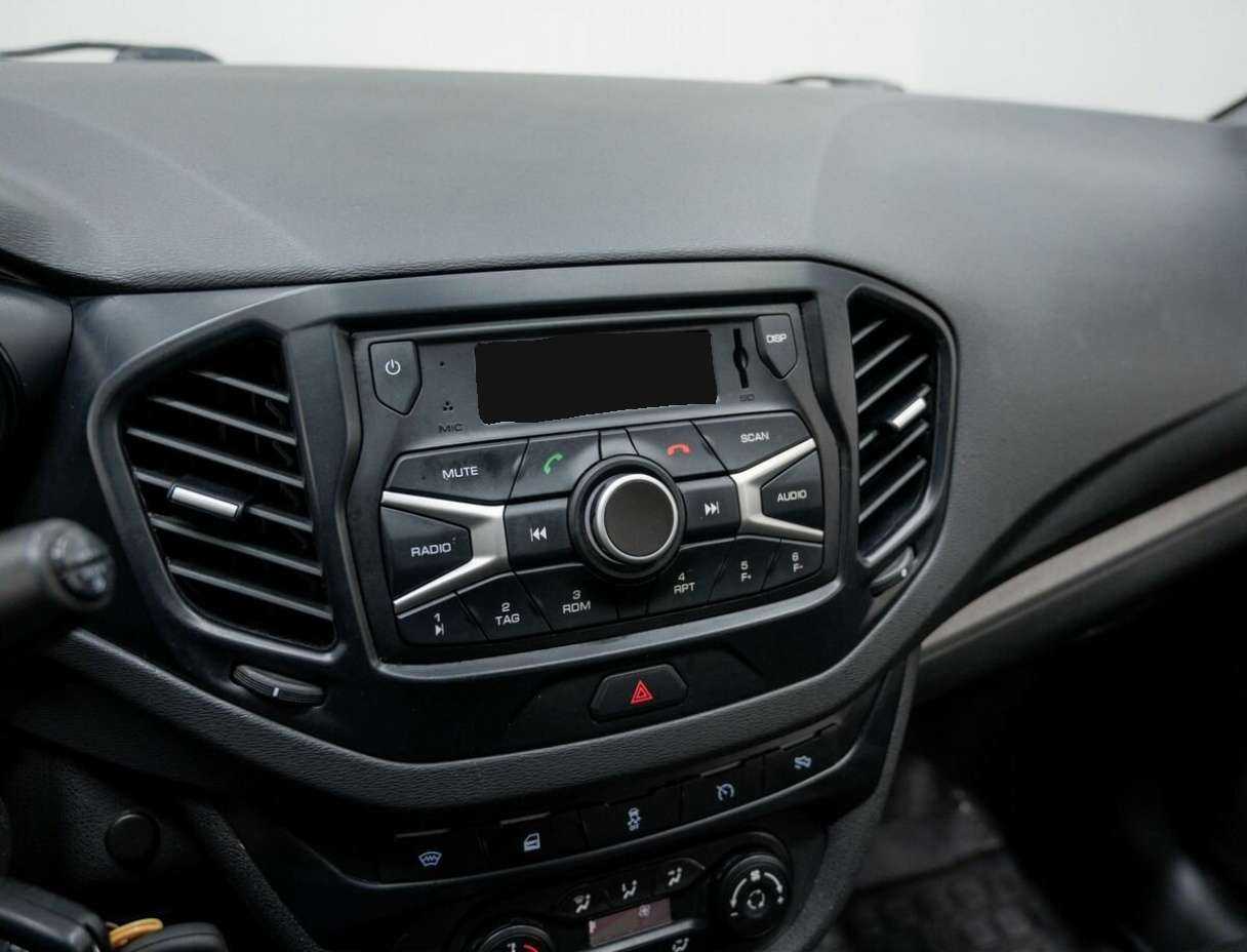 Lada (ВАЗ) Vesta б/у, 2015, Механическая. Фото: #20