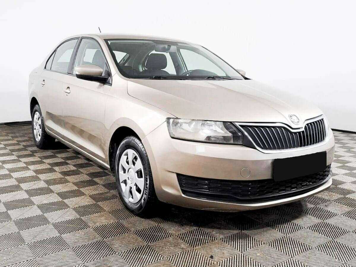Skoda Rapid б/у, 2018, Механическая. Фото: #2
