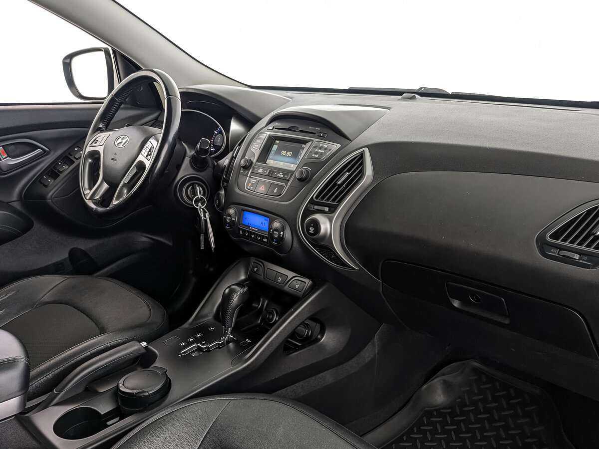 Hyundai ix35 б/у, 2015, Автоматическая. Фото: #12