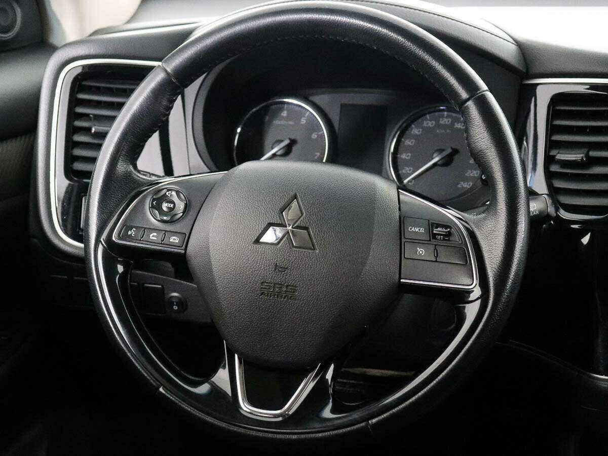 Mitsubishi Outlander б/у, 2018, Вариатор. Фото: #12