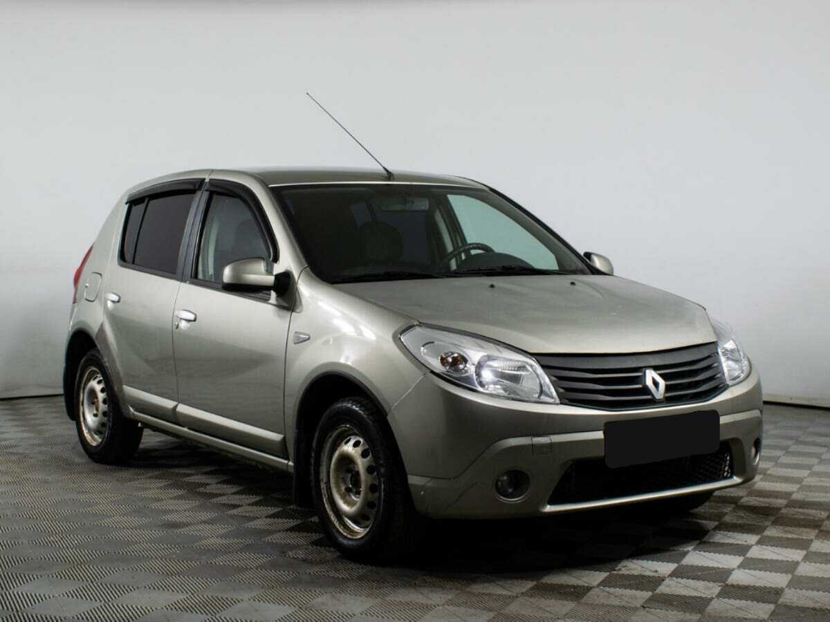 Renault Sandero б/у, 2013, Механическая. Фото: #2