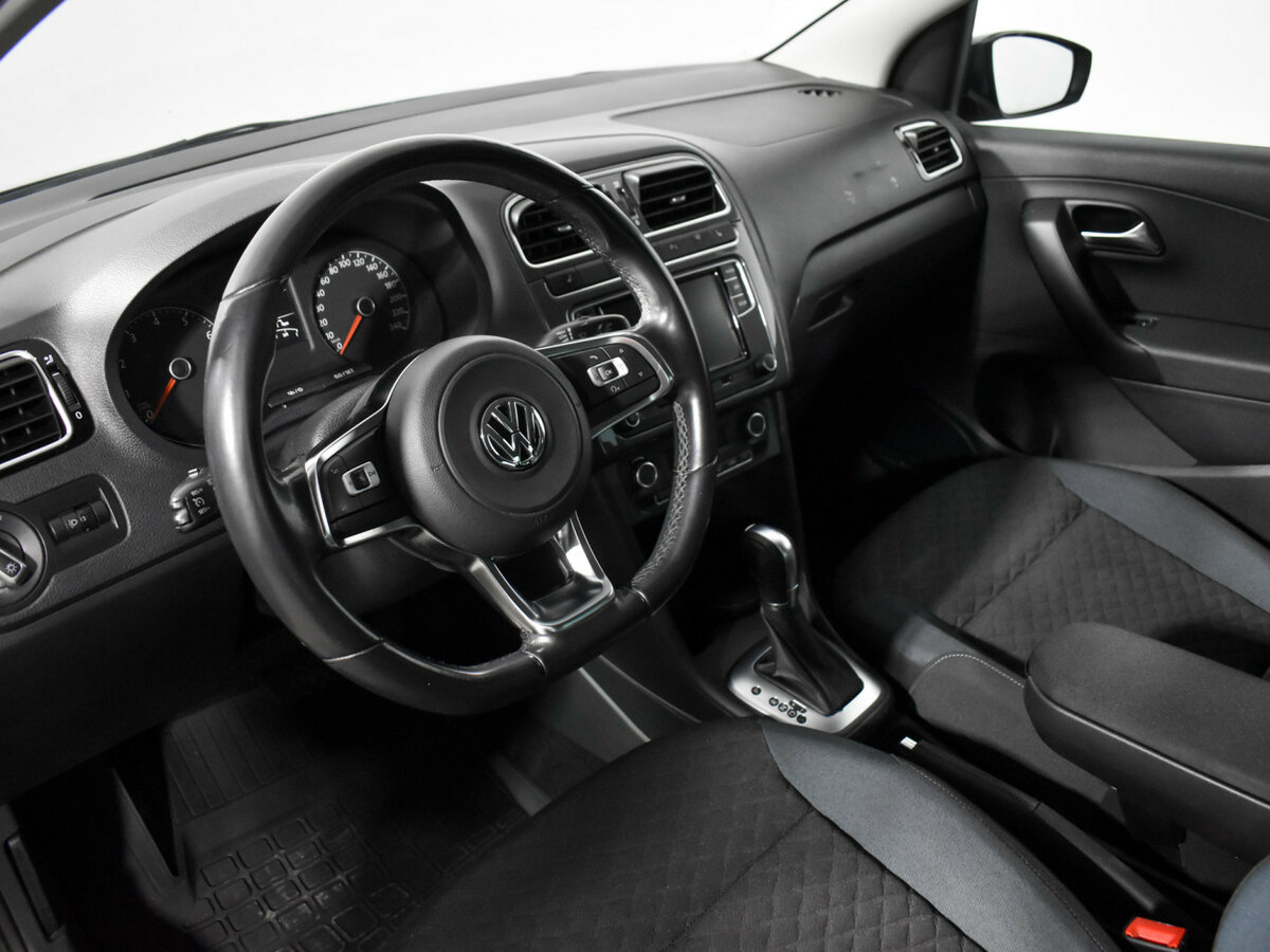 Volkswagen Polo б/у, 2019, Автоматическая. Фото: #8