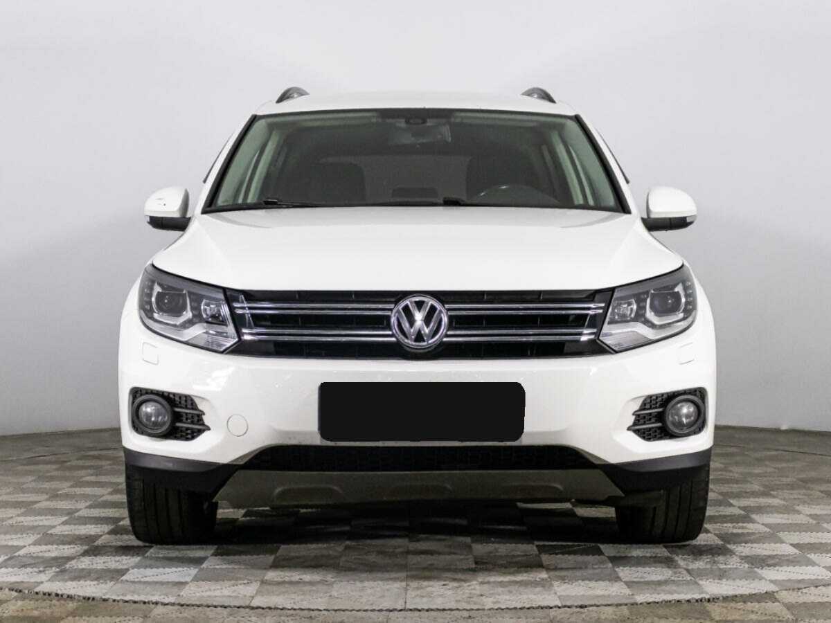 Volkswagen Tiguan б/у, 2013, Автоматическая. Фото: #1