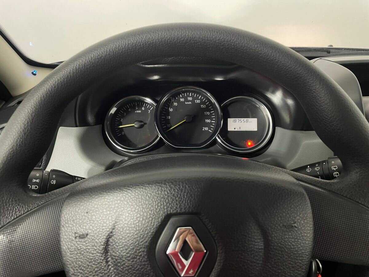 Renault Duster б/у, 2016, Механическая. Фото: #10