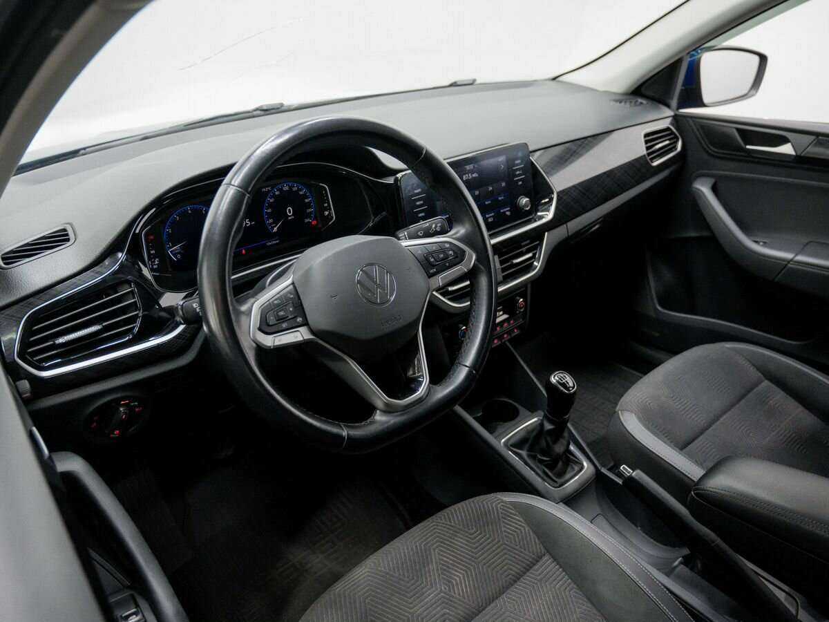 Volkswagen Polo б/у, 2020, Механическая. Фото: #12