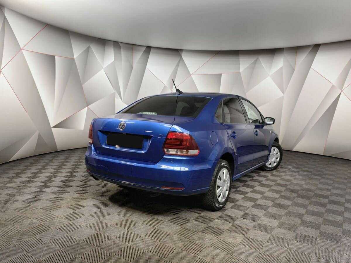 Volkswagen Polo б/у, 2019, Автоматическая. Фото: #1