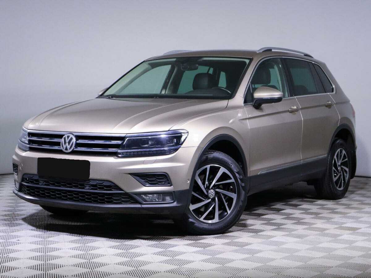 Volkswagen Tiguan б/у, 2018, Роботизированная. Посмотреть фото